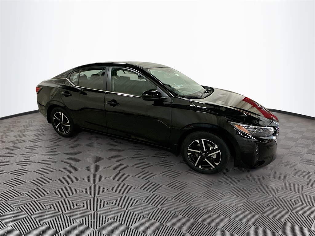 2025 Nissan Sentra SV photo 4