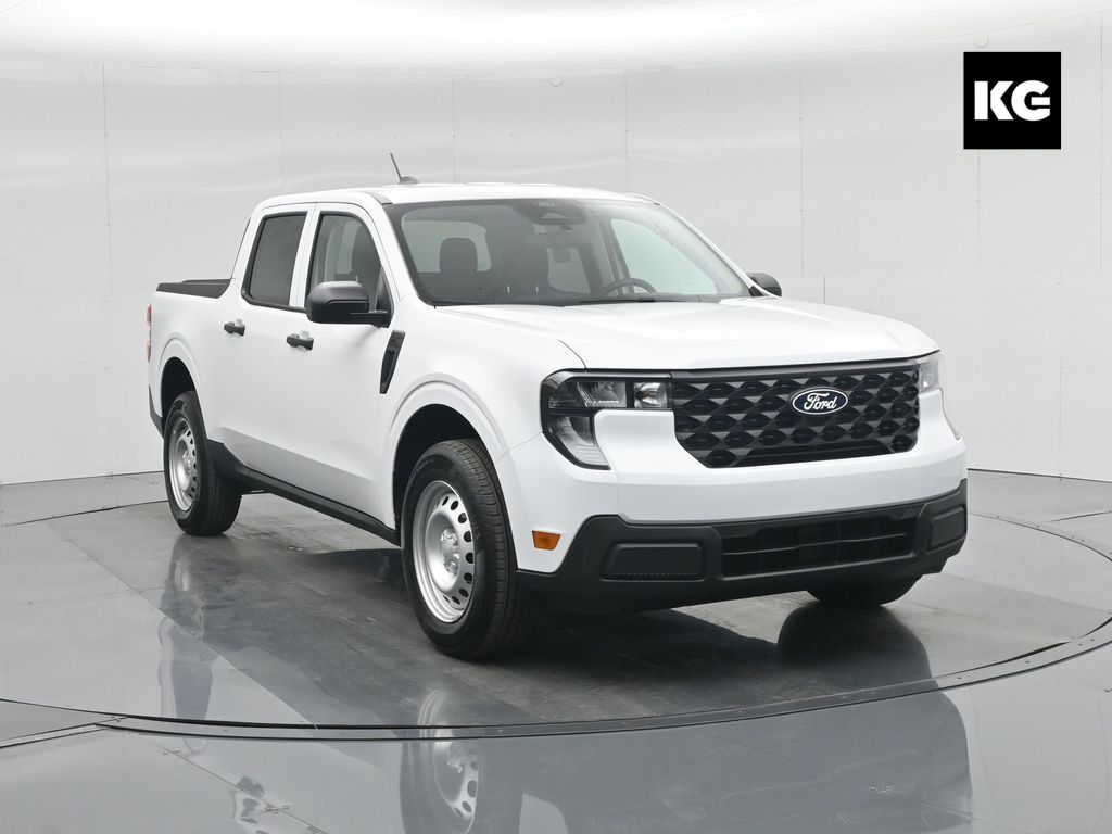 2026 Ford Maverick XL's photo