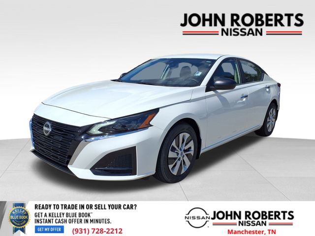 2025 Nissan Altima S's photo