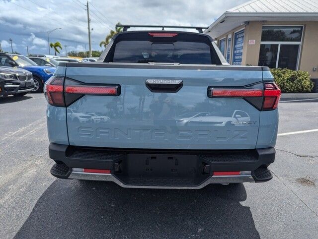 2024 Hyundai Santa Cruz Limited photo 4