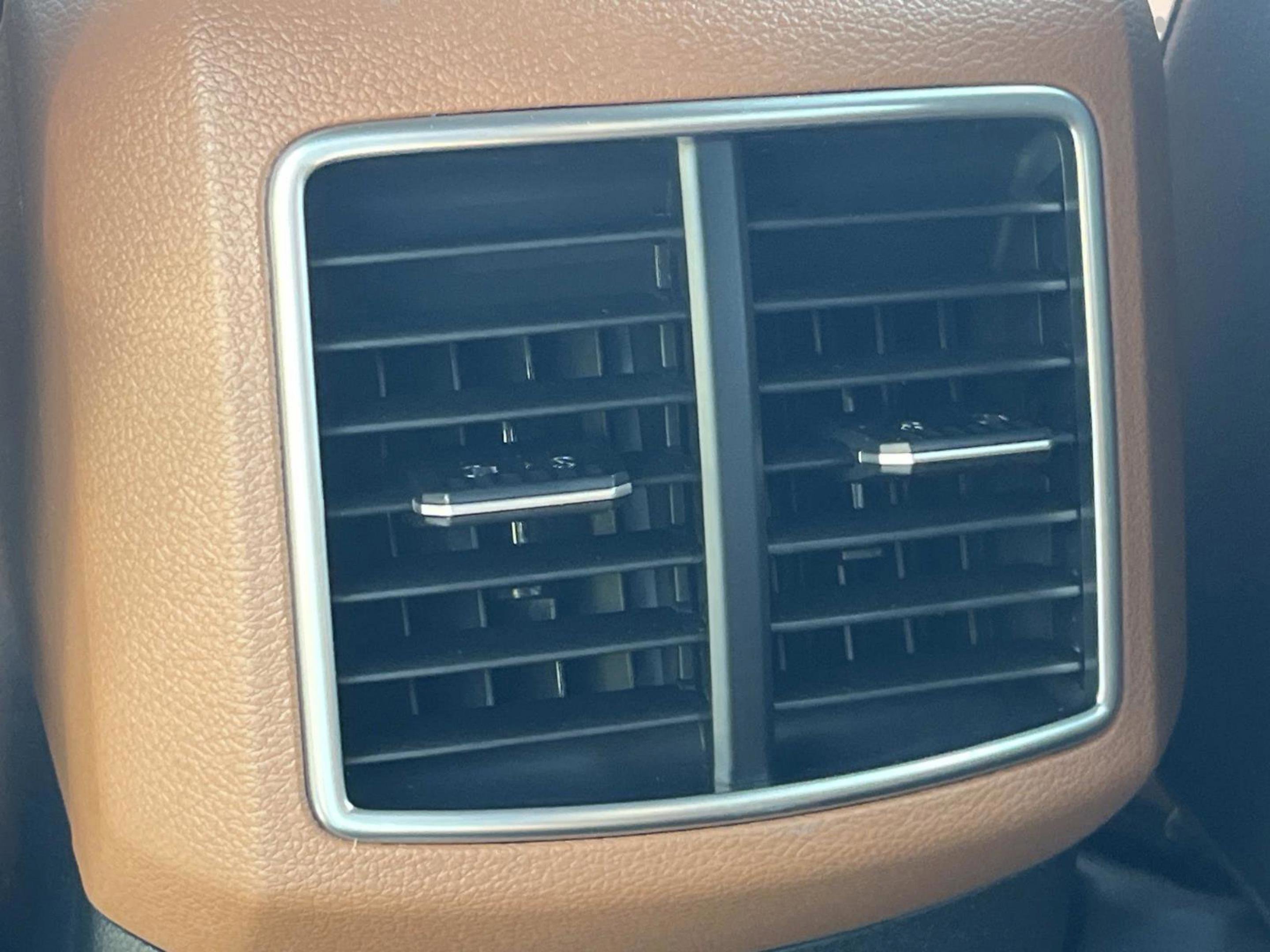 2026 Kia Sportage X-Line photo 18