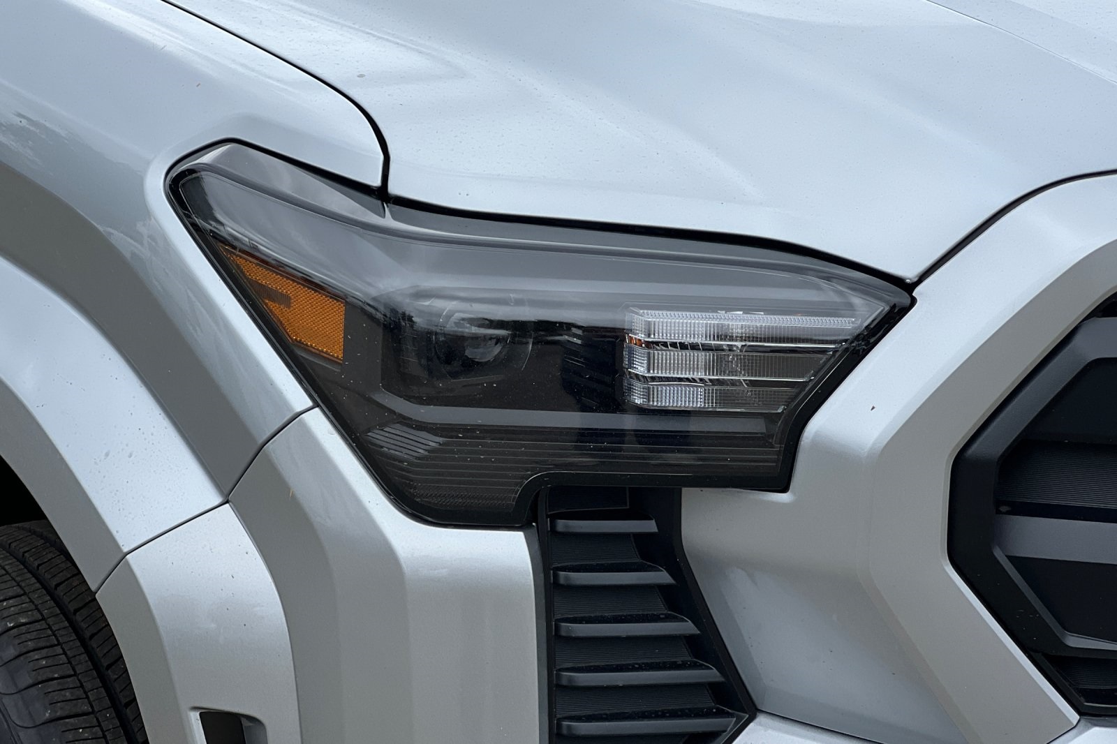 2025 Toyota Tacoma SR5 4x4 Double Cab photo 27