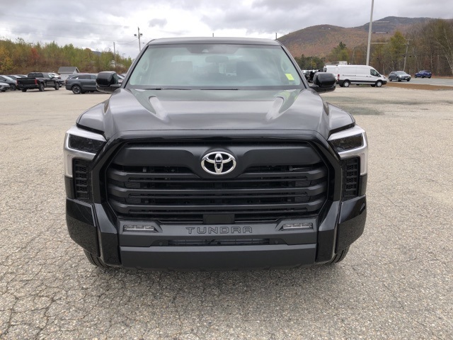 2024 Toyota Tundra SR5 photo 4