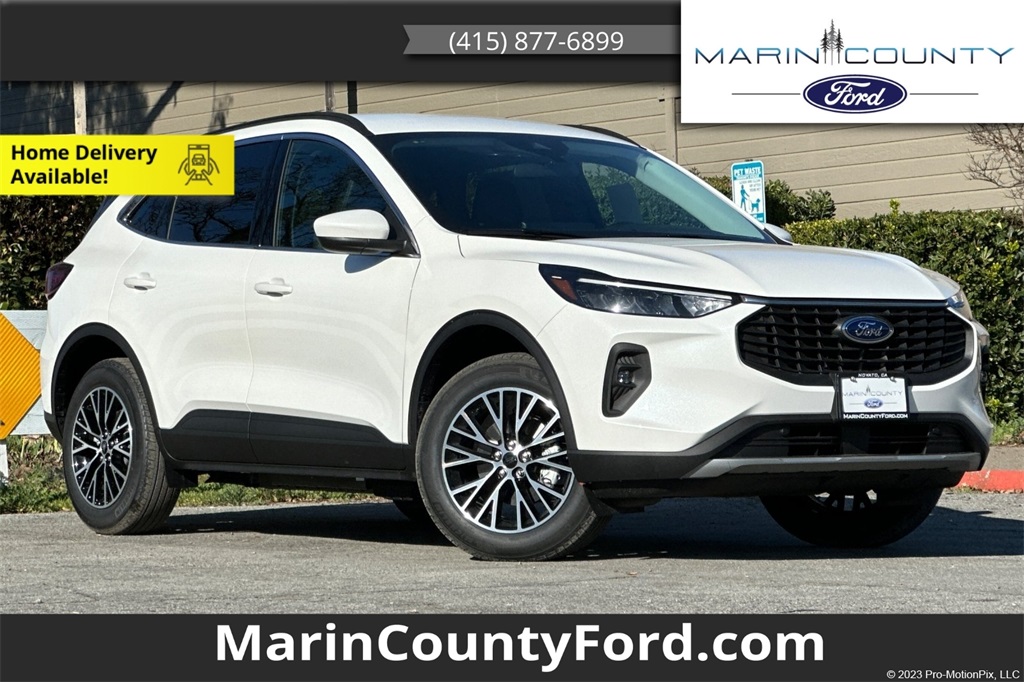 2025 Ford Escape PHEV's photo