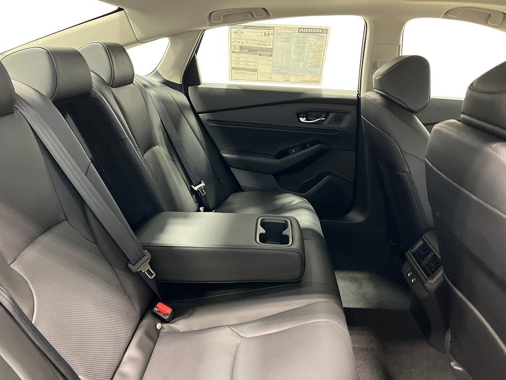 2025 Honda Accord Hybrid Touring photo 30