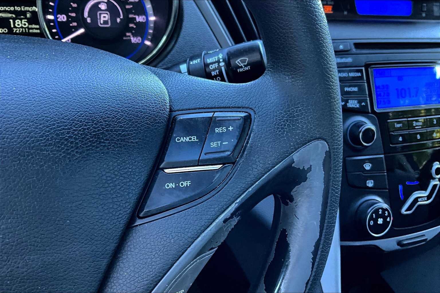 2013 Hyundai Sonata GLS photo 21