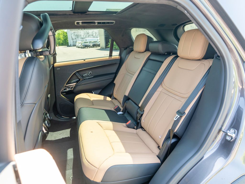 2025 Land Rover Range Rover Sport Autobiography photo 21