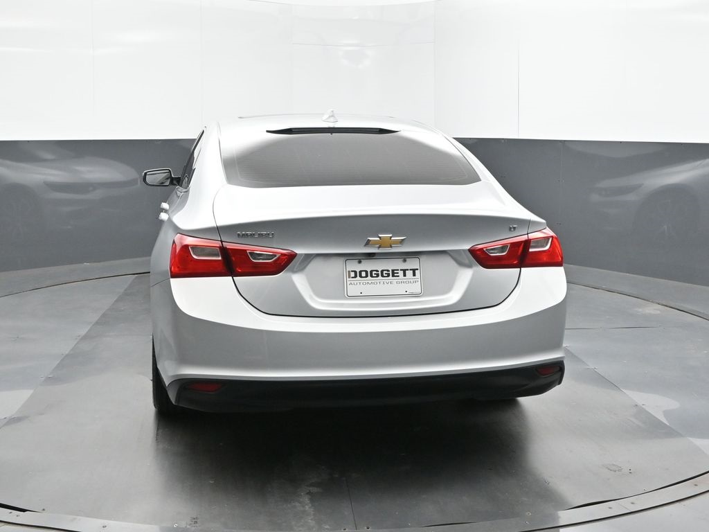 2018 Chevrolet Malibu 1LT photo 4