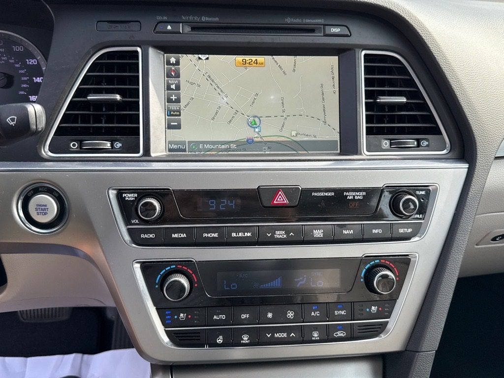 2015 Hyundai Sonata Limited photo 3