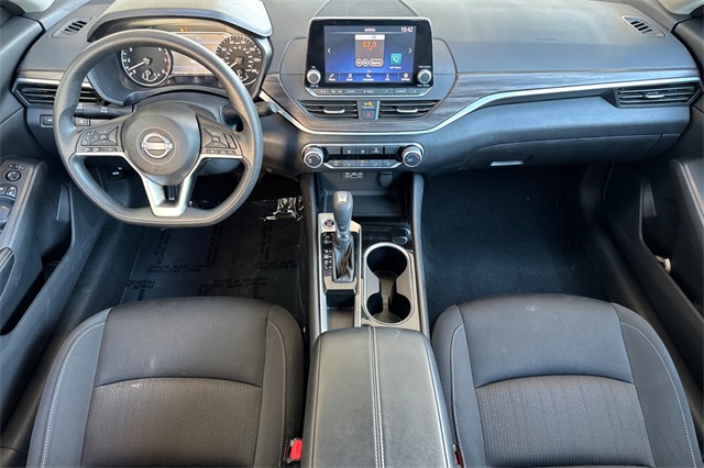 2024 Nissan Altima 2.5 SV photo 13
