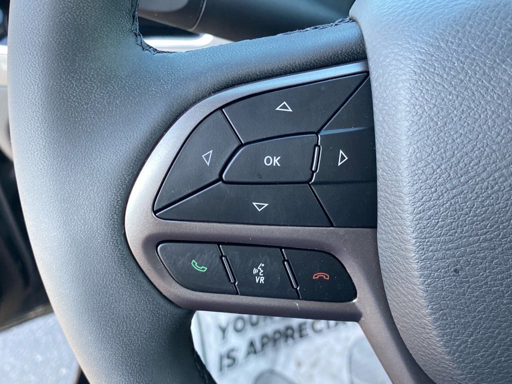 2022 Jeep Cherokee Limited photo 18