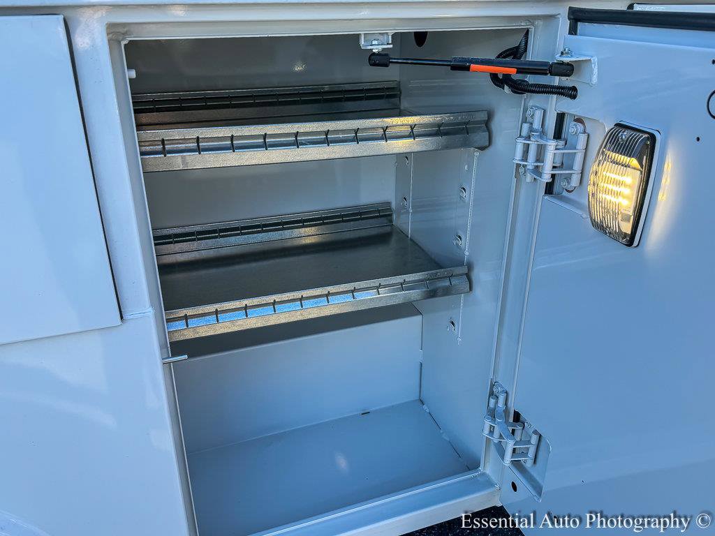 2025 FORD E-350 - Image 23