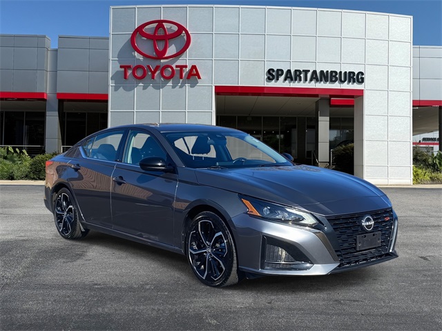 2024 Nissan Altima SR