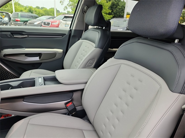 2026 Kia EV9 Wind photo 9