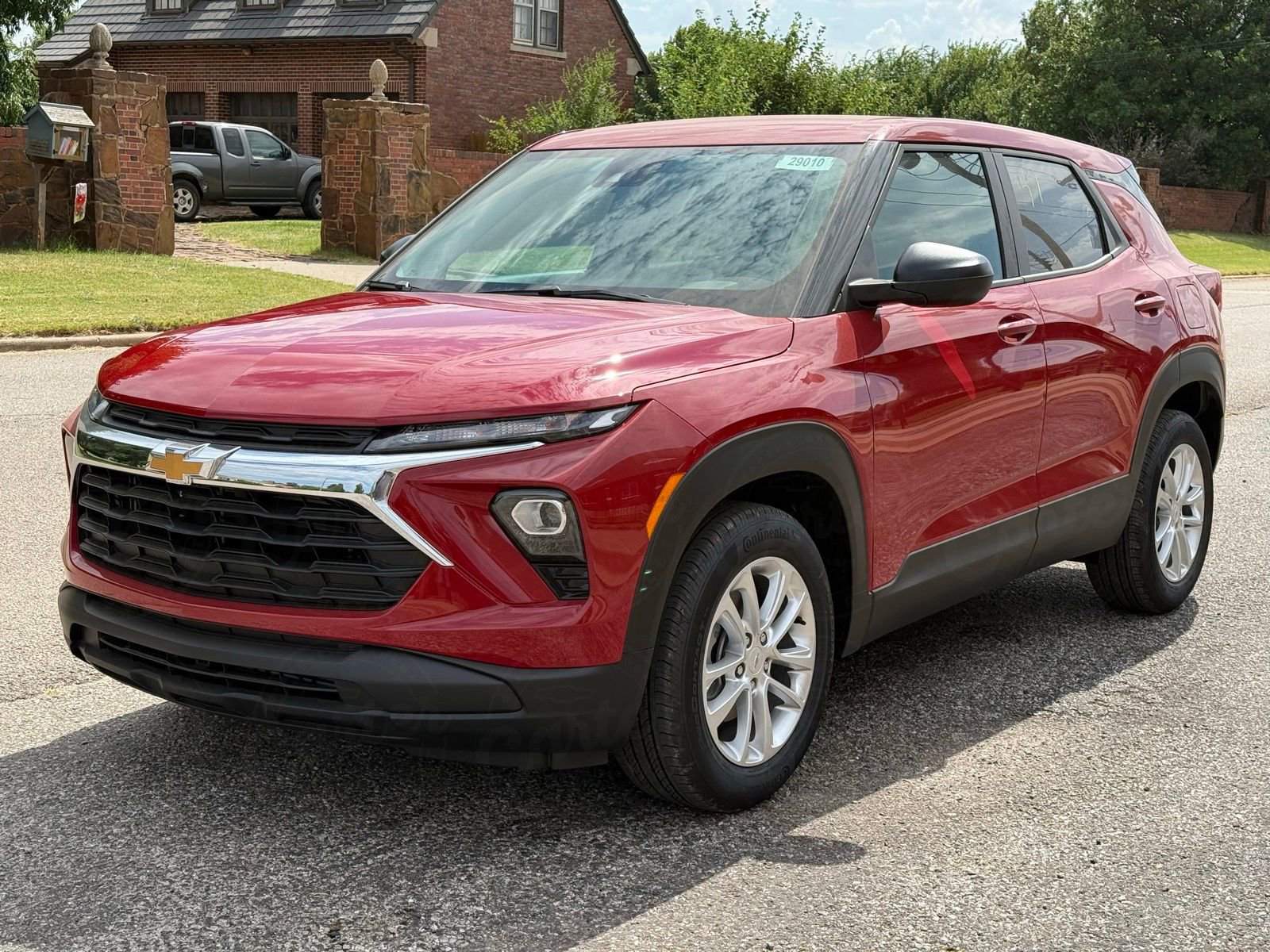 2026 Chevrolet Trailblazer LS photo 2