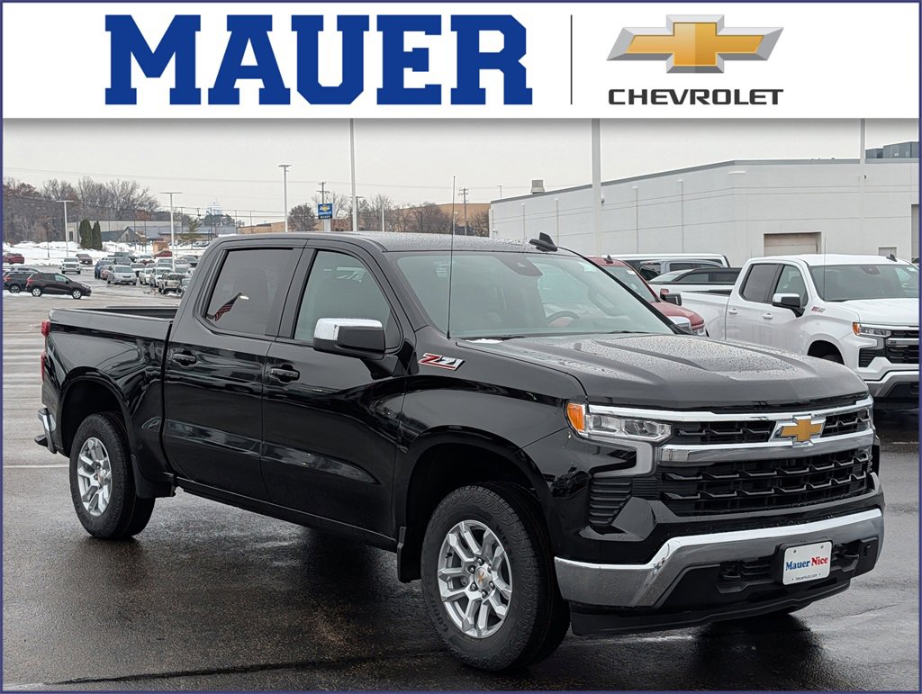 2026 Chevrolet Silverado LT's photo