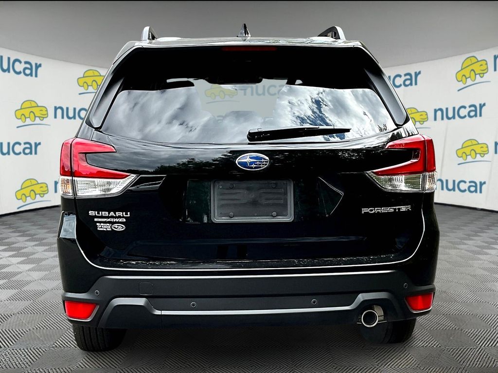 2024 Subaru Forester Limited photo 4