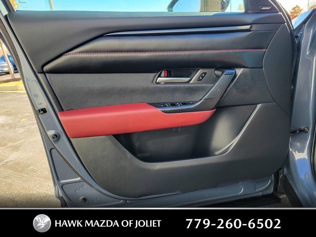 2025 MAZDA CX-50 - Image 16