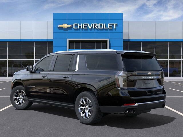 2025 Chevrolet Suburban Premier photo 3