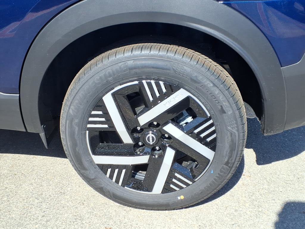 2026 Nissan Kicks SV photo 3