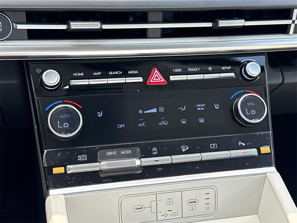 2026 Hyundai Santa Fe SEL photo 24