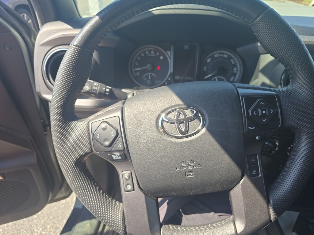 2022 Toyota Tacoma TRD Sport photo 12