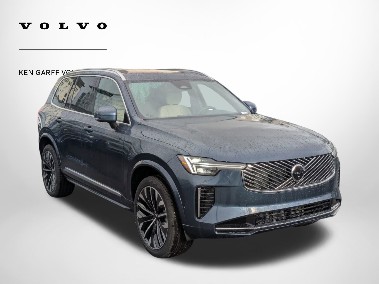 2026 Volvo XC90 Plus's photo