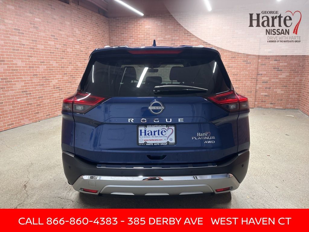 2023 Nissan Rogue Platinum photo 4