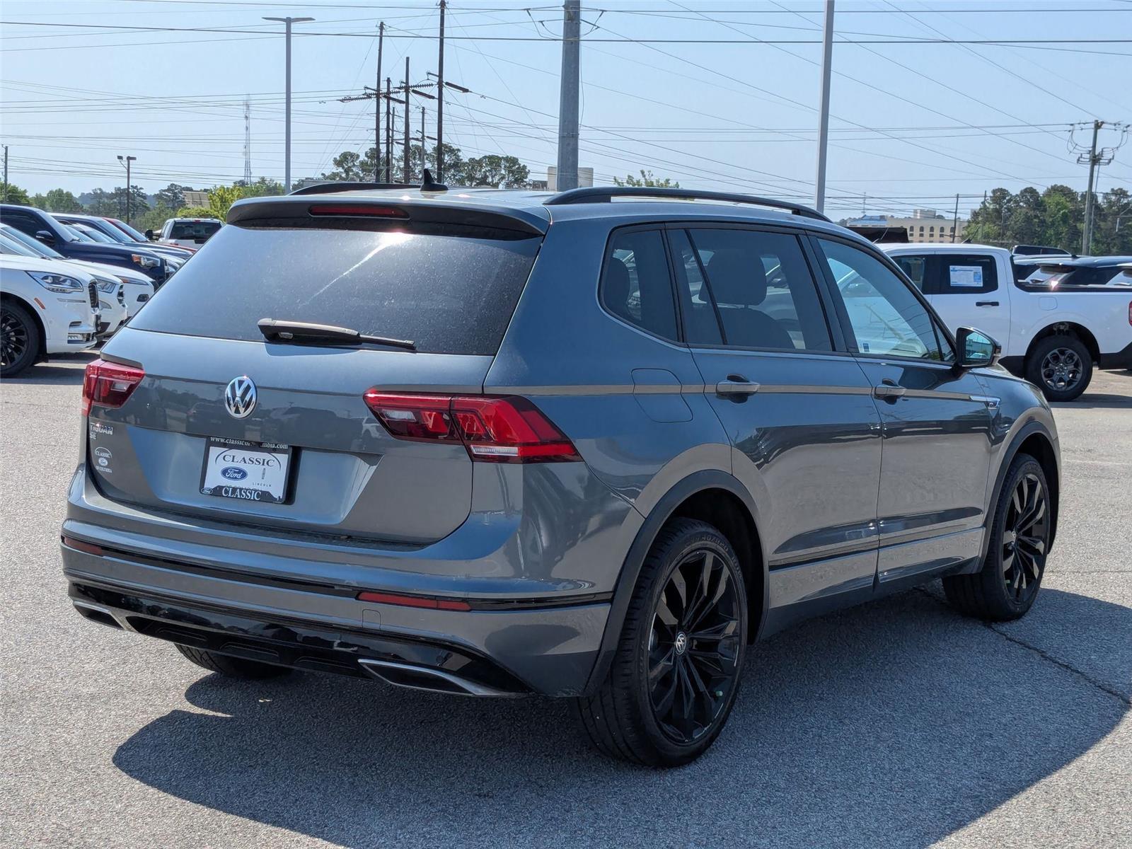 2021 Volkswagen Tiguan SE R-Line Black photo 4