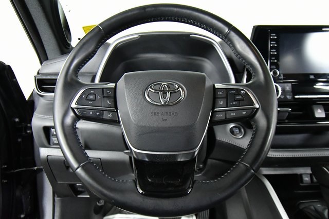 2021 Toyota Highlander XSE photo 2