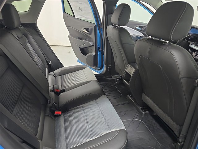 2025 Chevrolet Trax photo 11