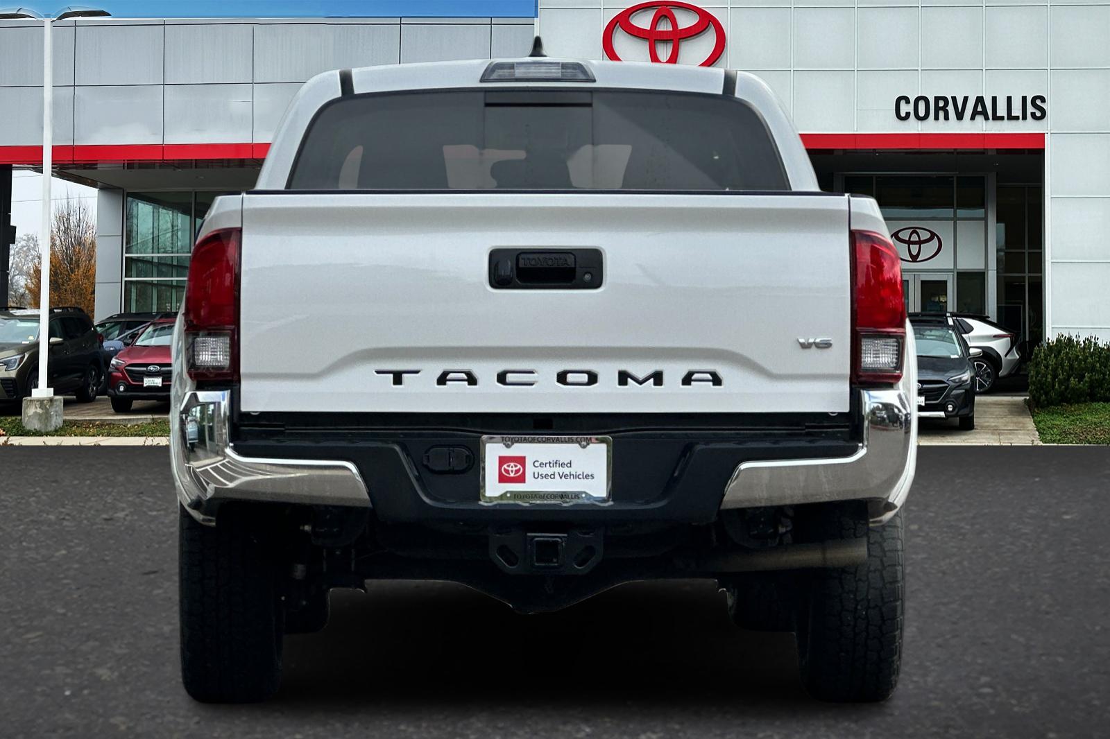2022 Toyota Tacoma SR5 photo 4