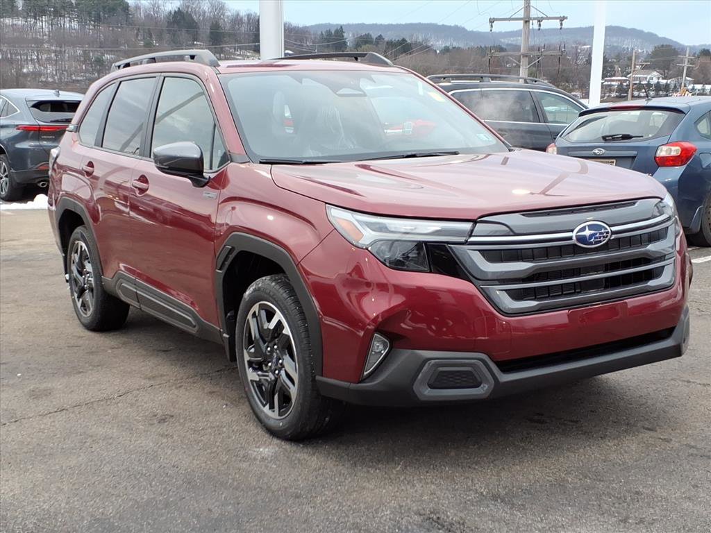 2025 Subaru Forester Limited's photo