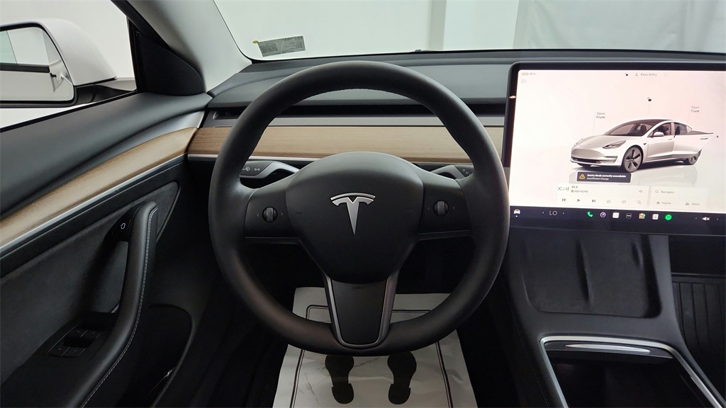 2023 Tesla Model 3 photo 15