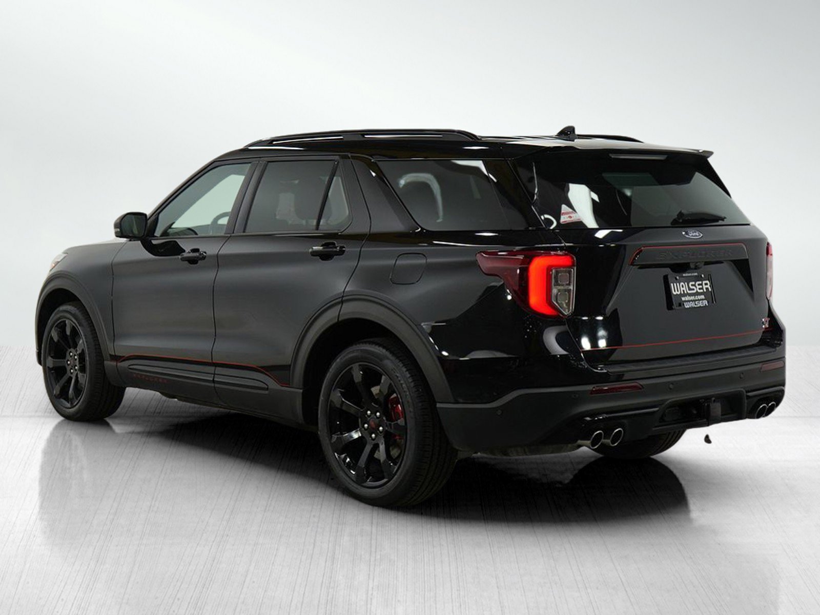 2020 Ford Explorer ST photo 3