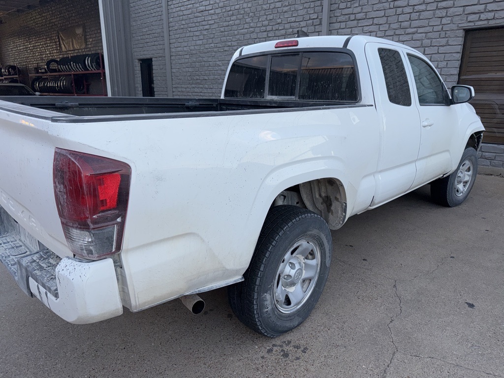 2021 Toyota Tacoma SR photo 3