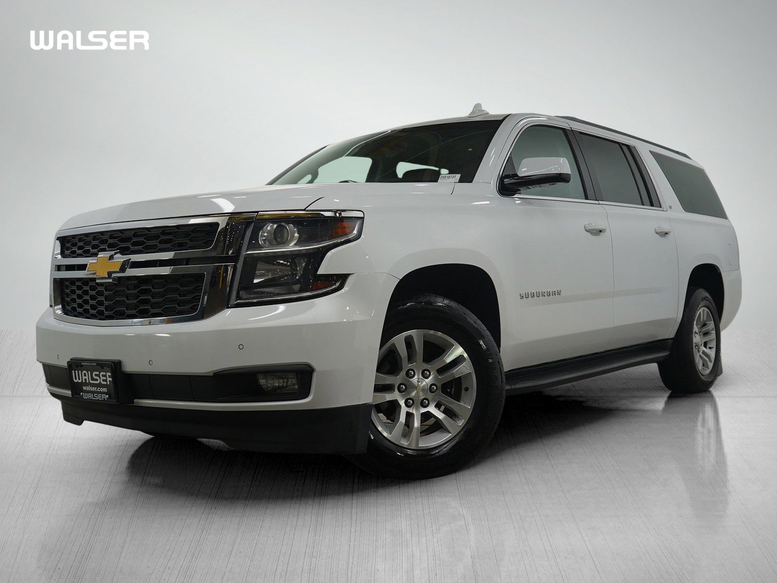 2019 Chevrolet Suburban LT's photo