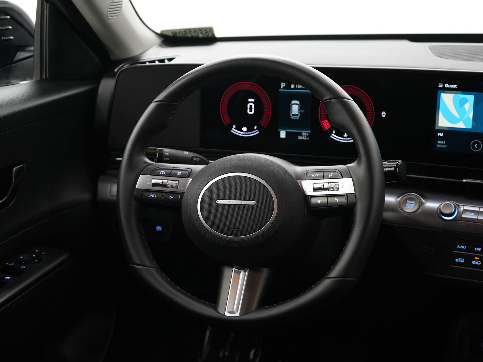 2025 Hyundai Kona SEL photo 13