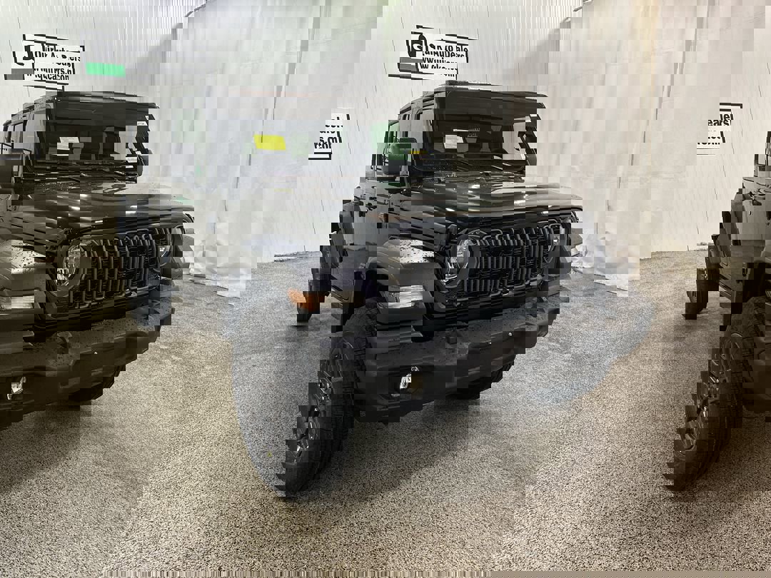 2025 Jeep Wrangler Sport S photo 3