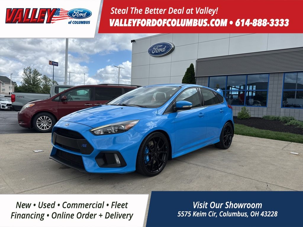 2016 Ford Focus RS photo 2