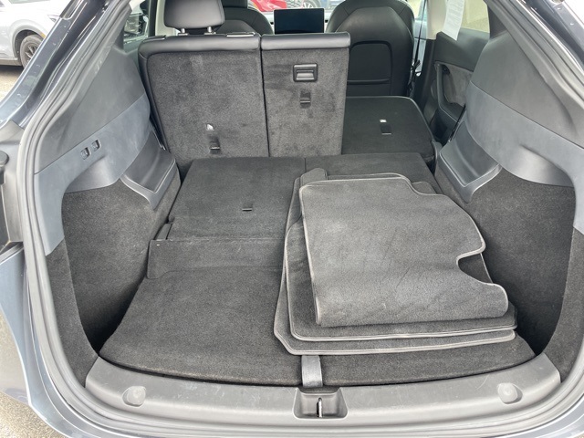 2021 Tesla Model Y Long Range photo 11