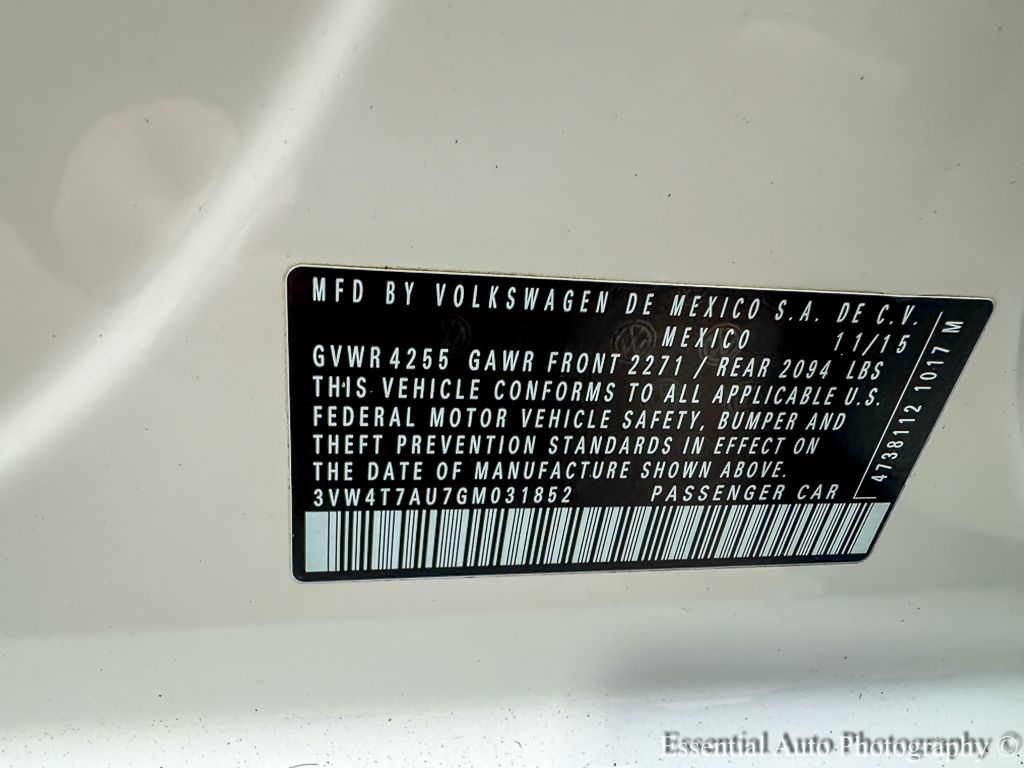 2016 VOLKSWAGEN GOLF GTI - Image 27