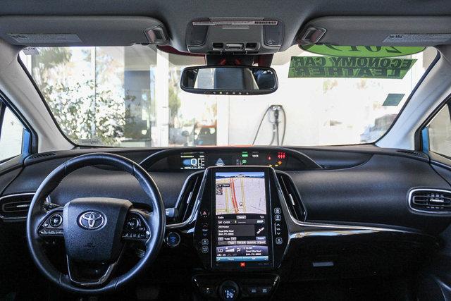 2019 Toyota Prius Limited photo 12