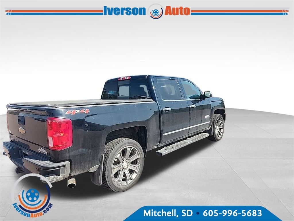 2018 Chevrolet Silverado 1500 High Country photo 5