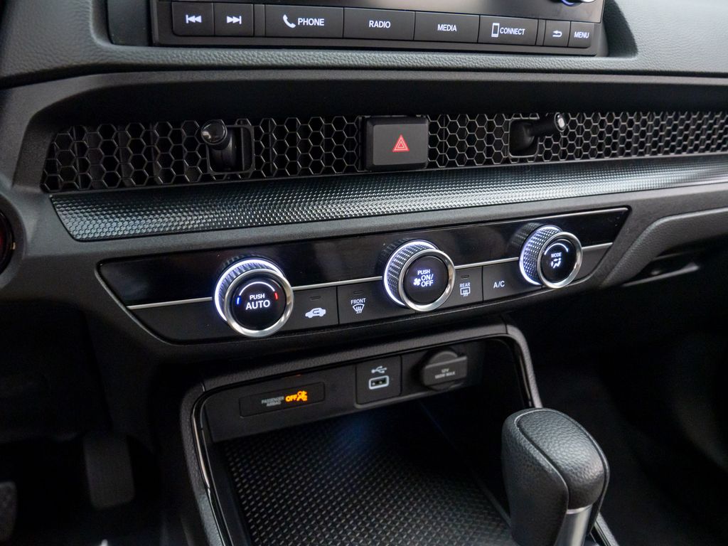 2023 Honda CR-V LX photo 18