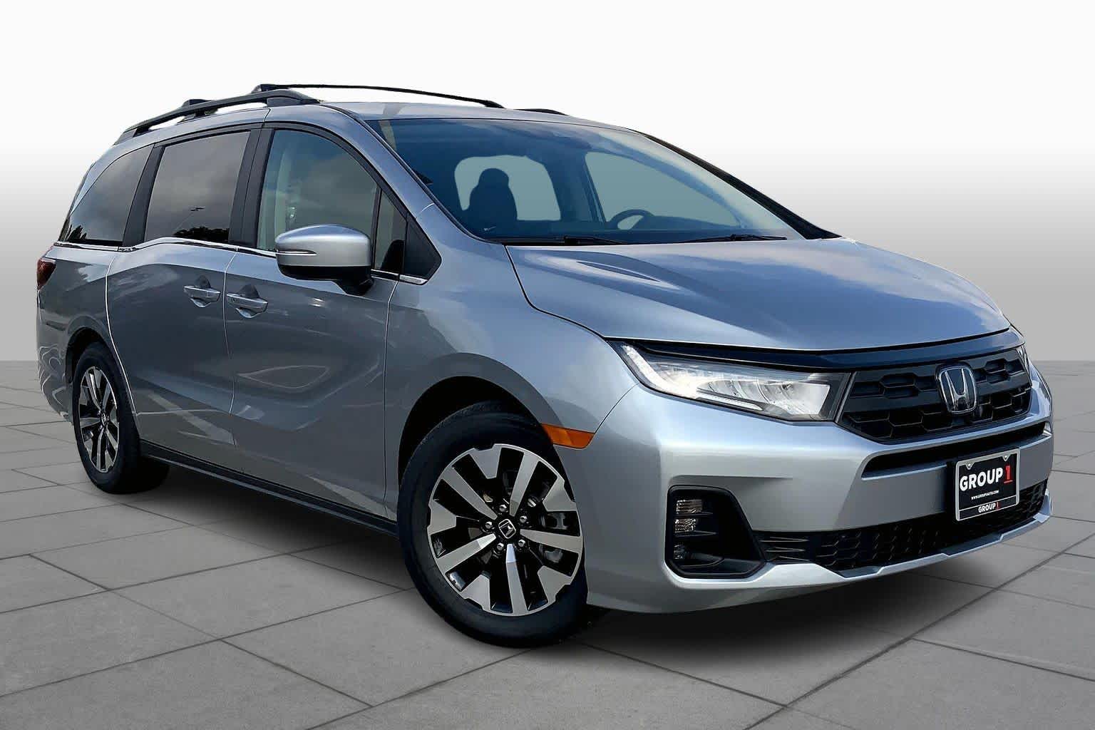 2026 Honda Odyssey EX-L photo 2