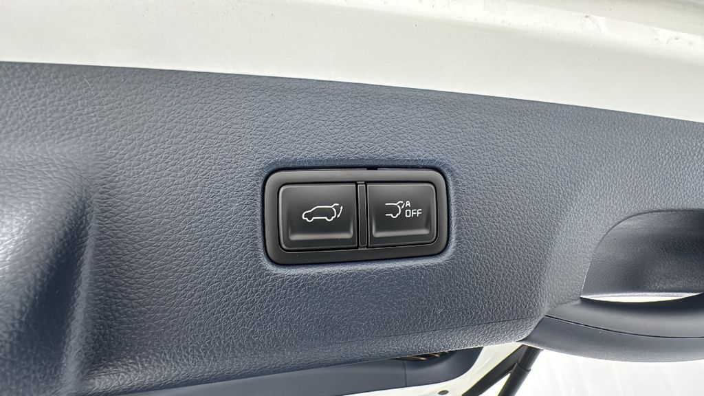 2026 Kia Carnival EX photo 18