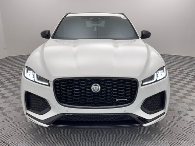 2024 Jaguar F-PACE P250 R-Dynamic S photo 2