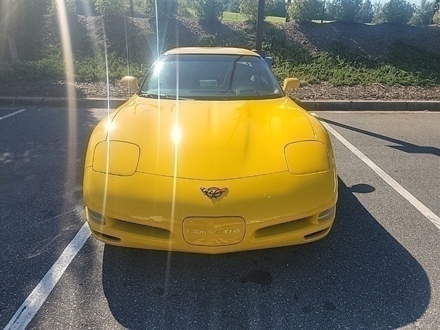 2001 Chevrolet Corvette Base photo 3