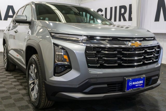 2026 Chevrolet Equinox LT photo 4